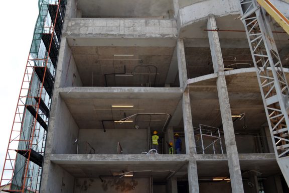 Edifício Escritórios Atis Nebest